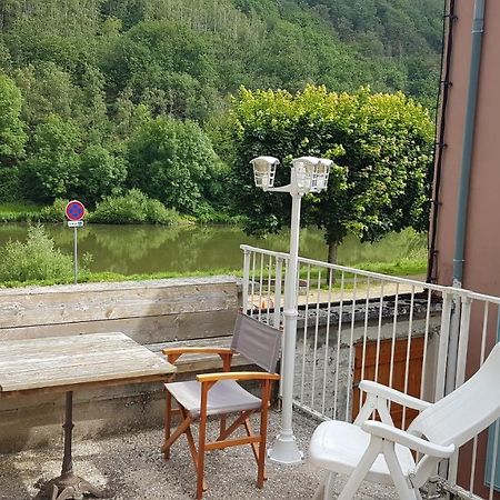 Le Balcon Sur La Meuse Villa Revin  Екстериор снимка