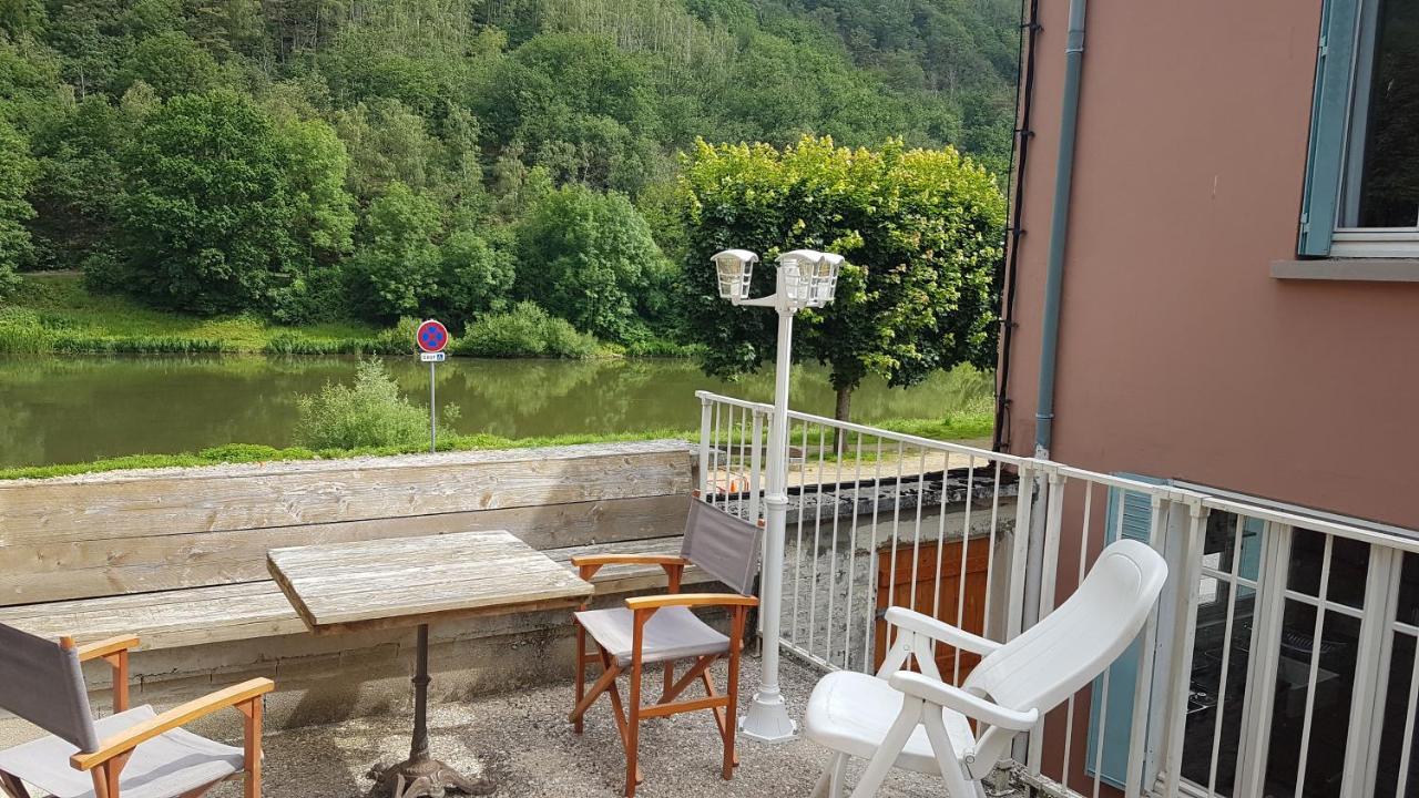 Le Balcon Sur La Meuse Villa Revin  Екстериор снимка